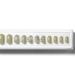 NWT Static Nails Olive Round - Reusable Pop-on Manicure